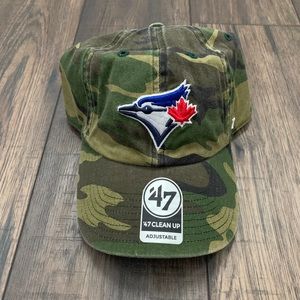Blue Jays camo baseball hat
